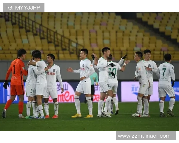 上海足球队足球意识排名创新高引发广泛关注与讨论 上海足球队足球意识排名创新高引发广泛关注与讨论