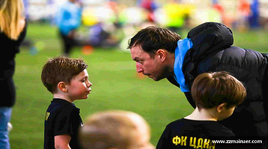 星空综合官方网站汇聚力量，追逐梦想！